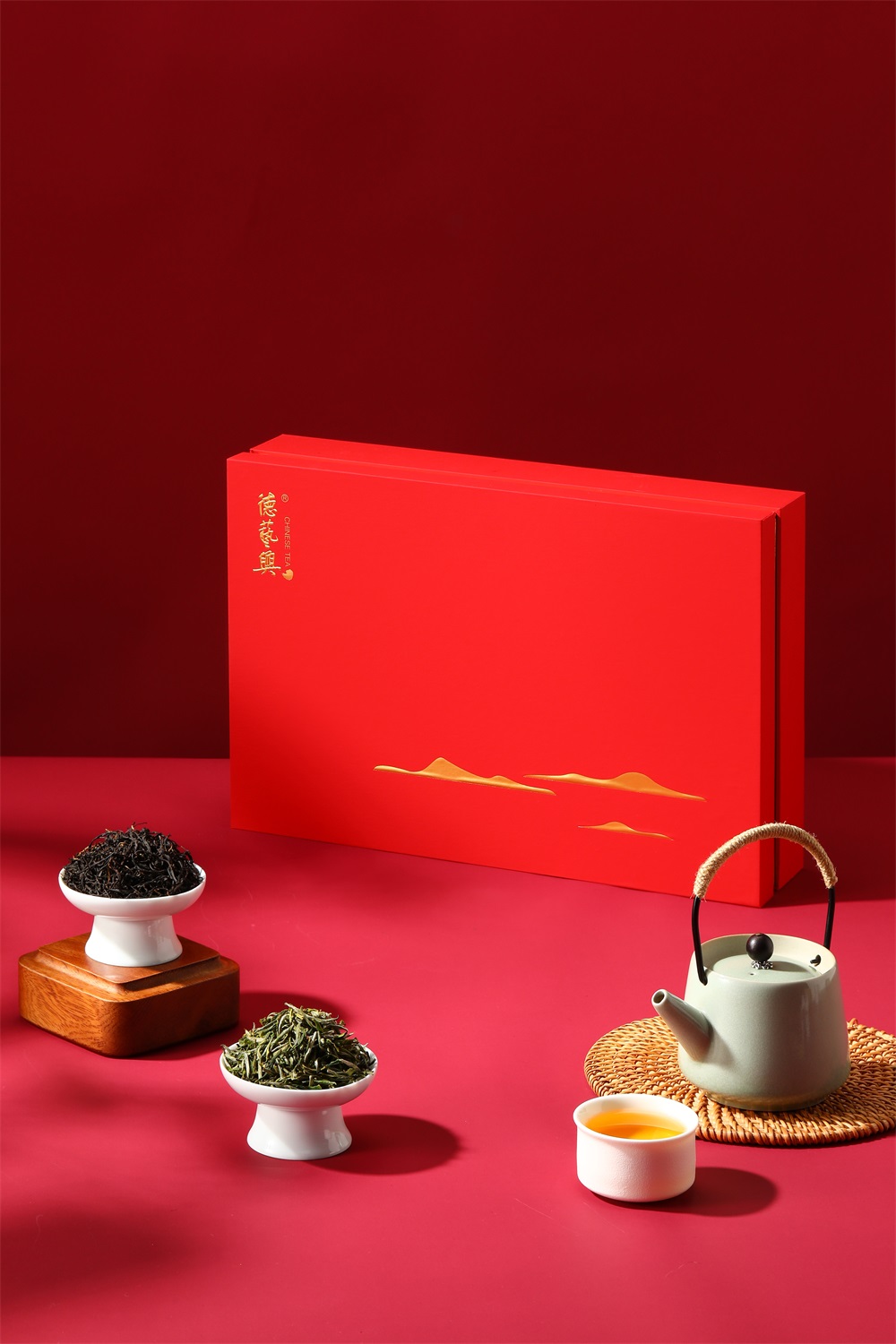 茶叶礼盒（绿茶/红盒）698元